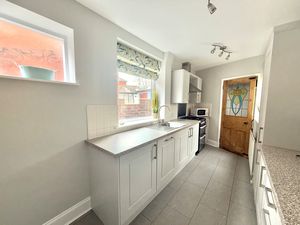 Photo 16- click for photo gallery